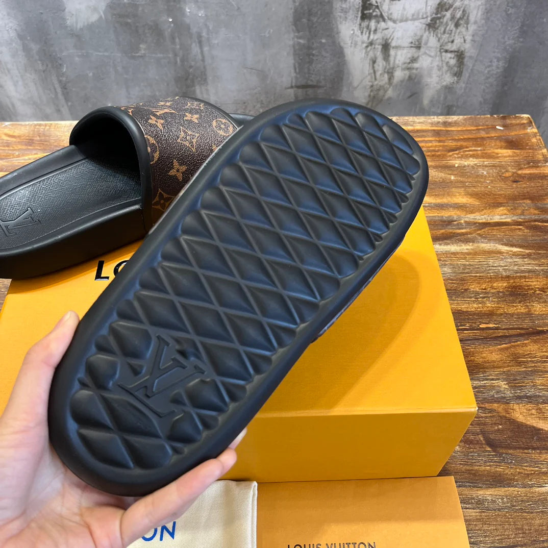 LV SANDAL
