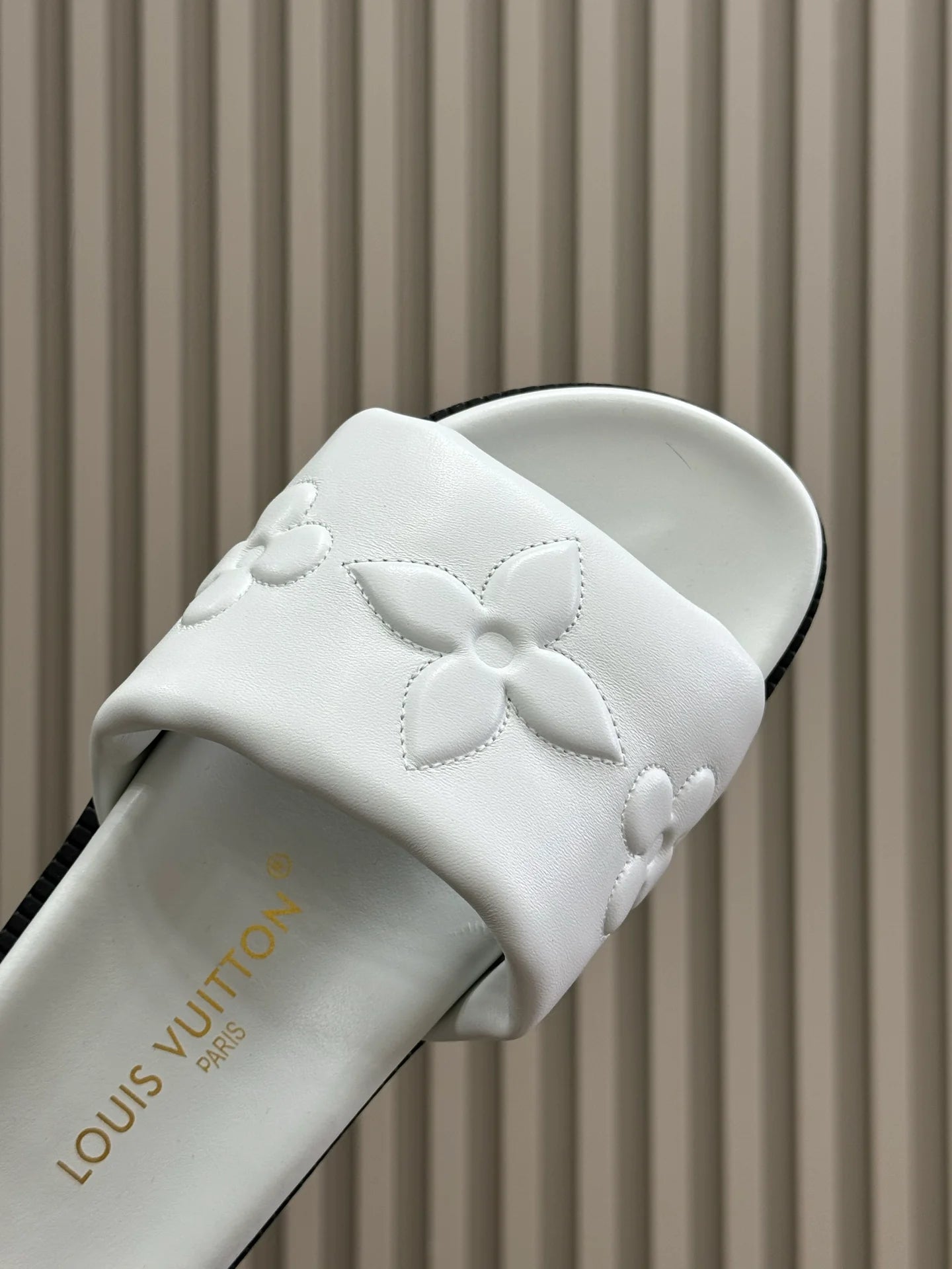 LV SANDAL