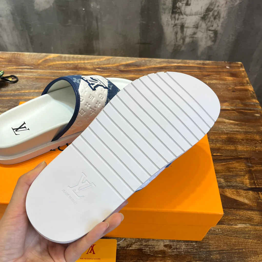 LV SANDAL