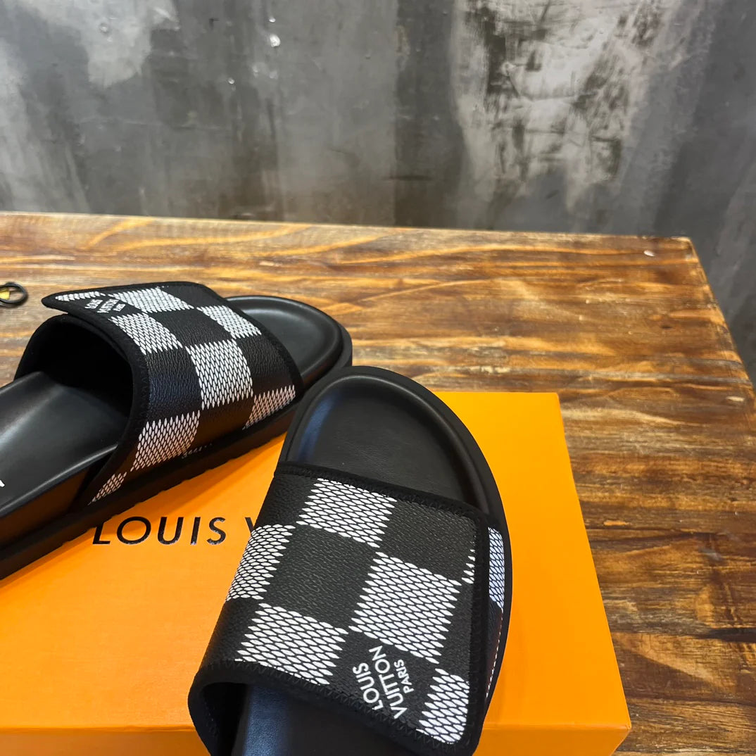 LV SANDAL