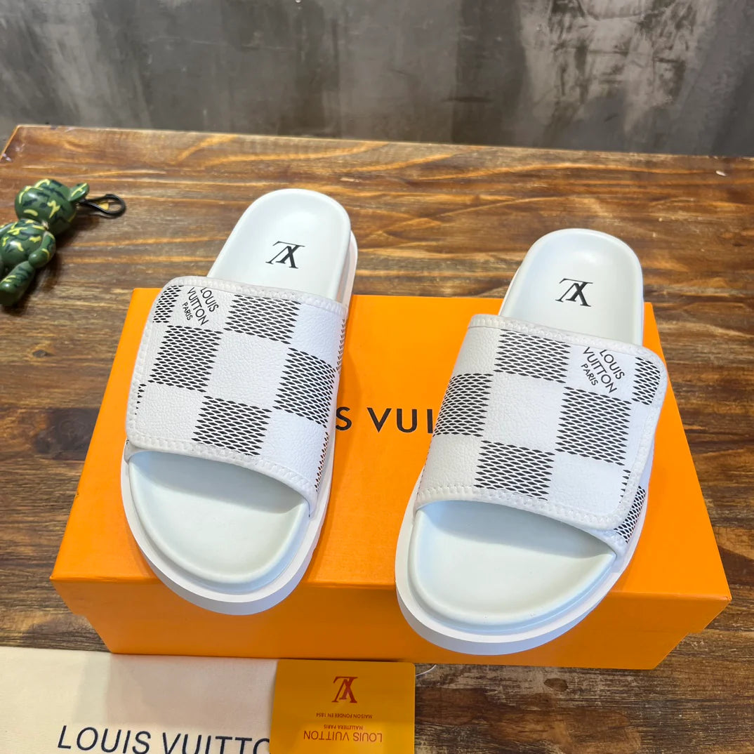 LV SANDAL
