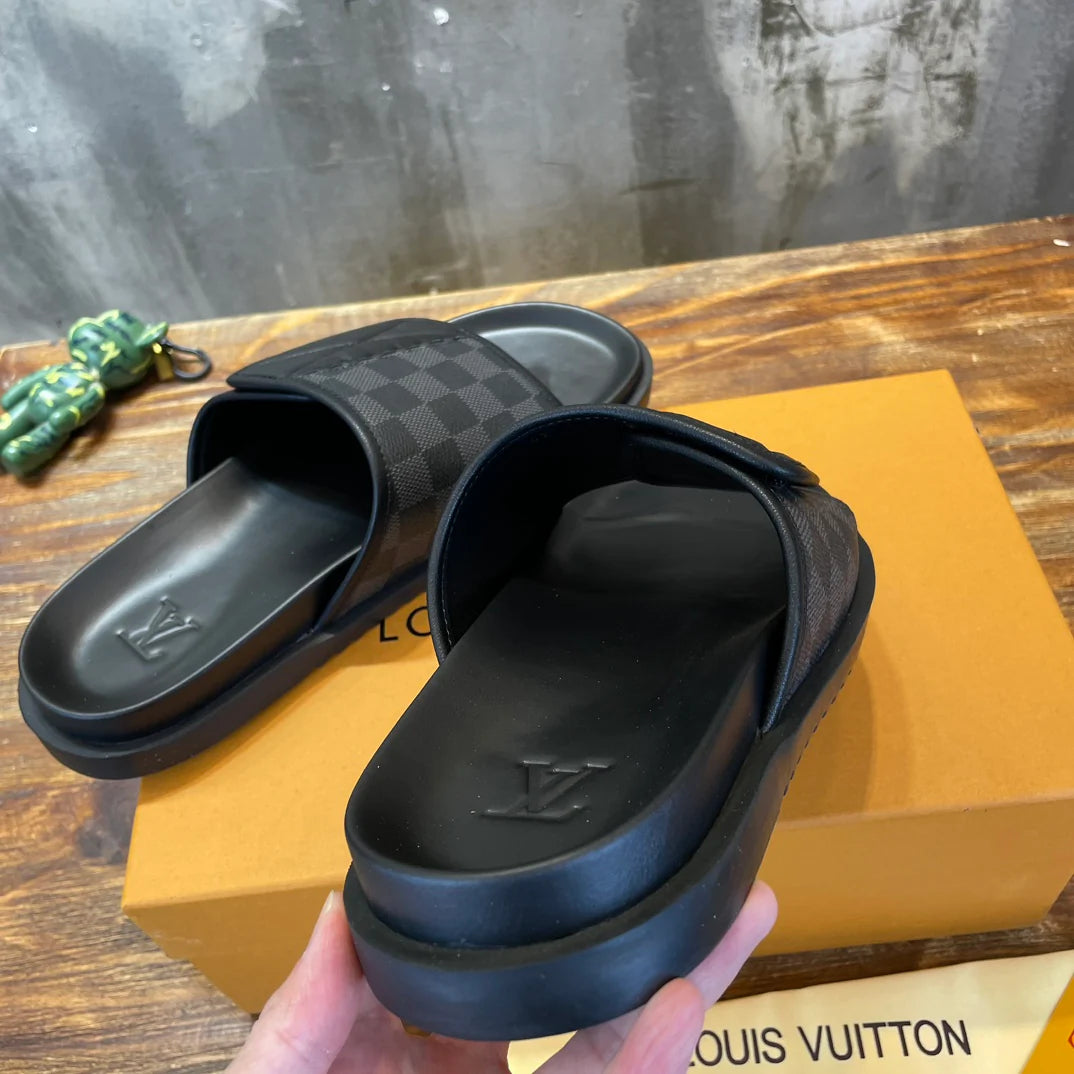 LV SANDAL