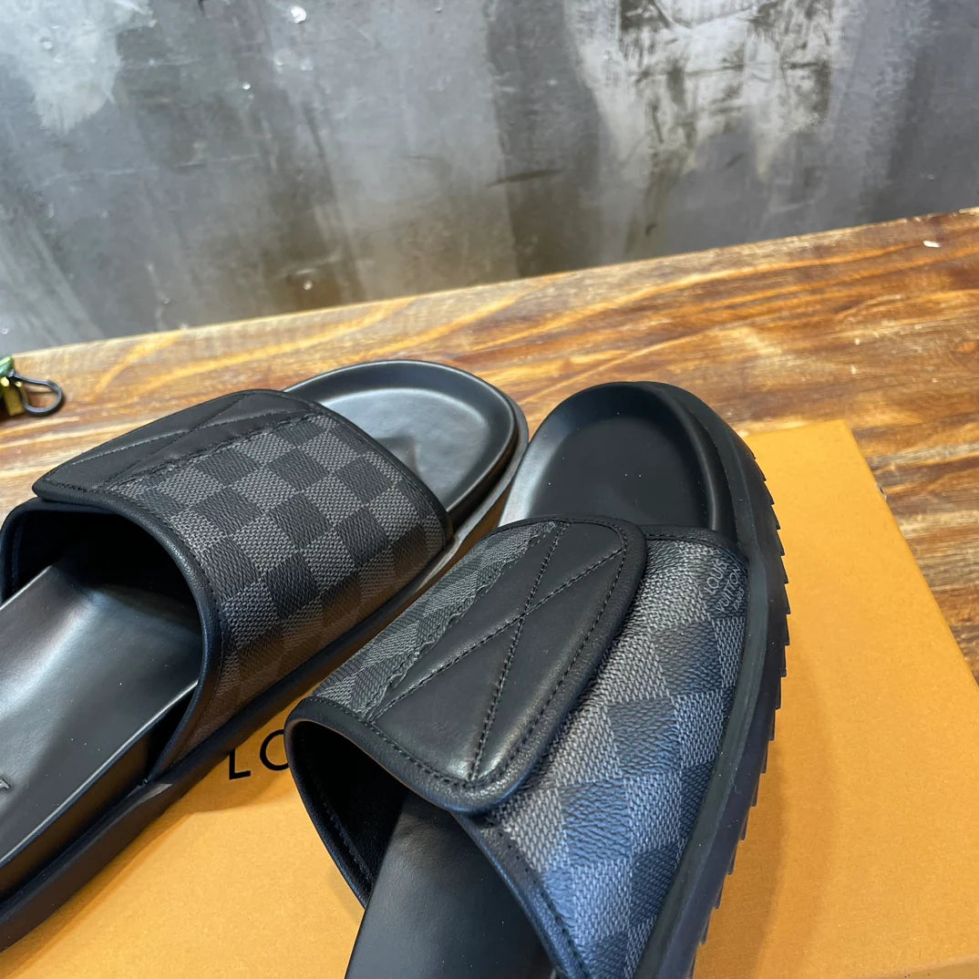 LV SANDAL