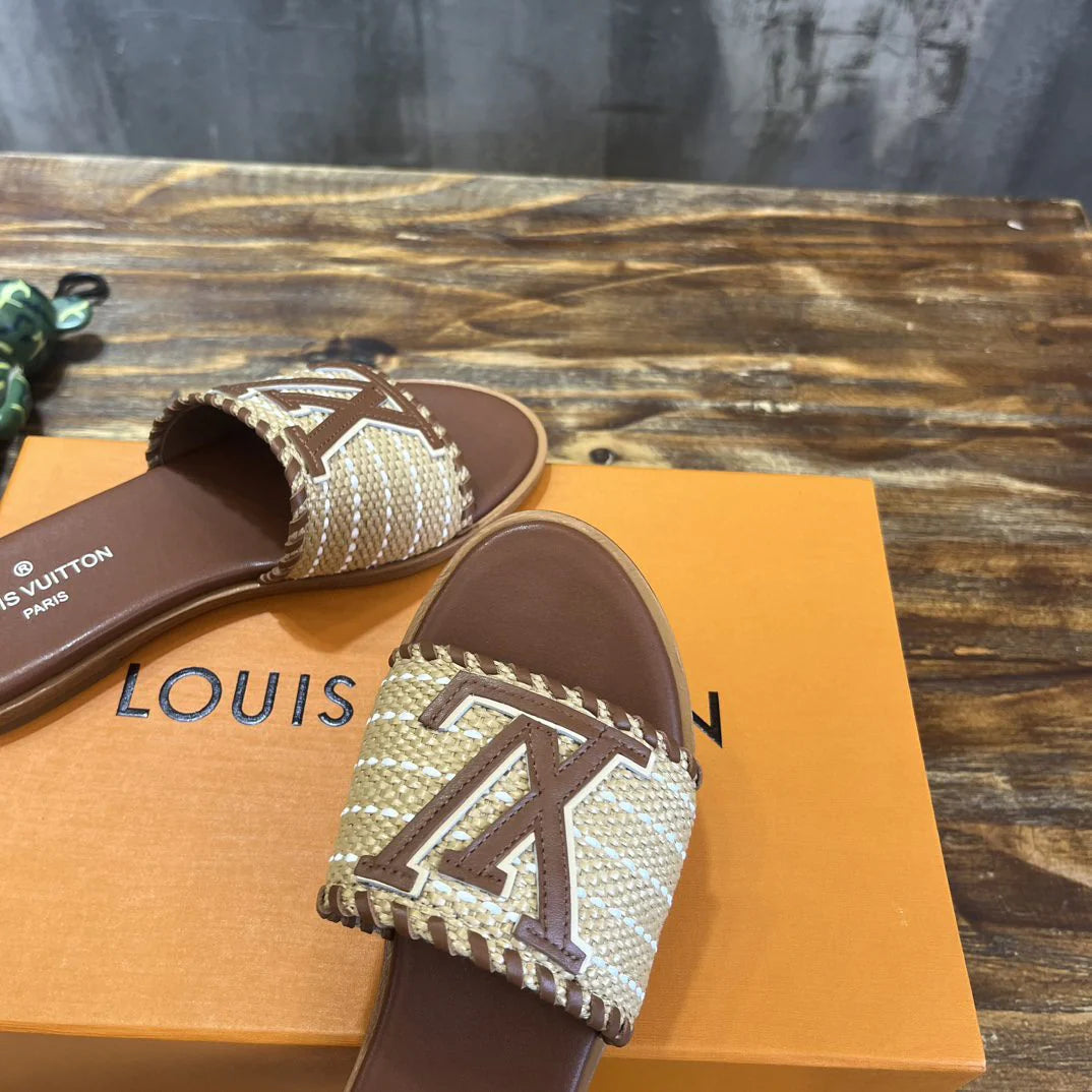 LV SANDAL
