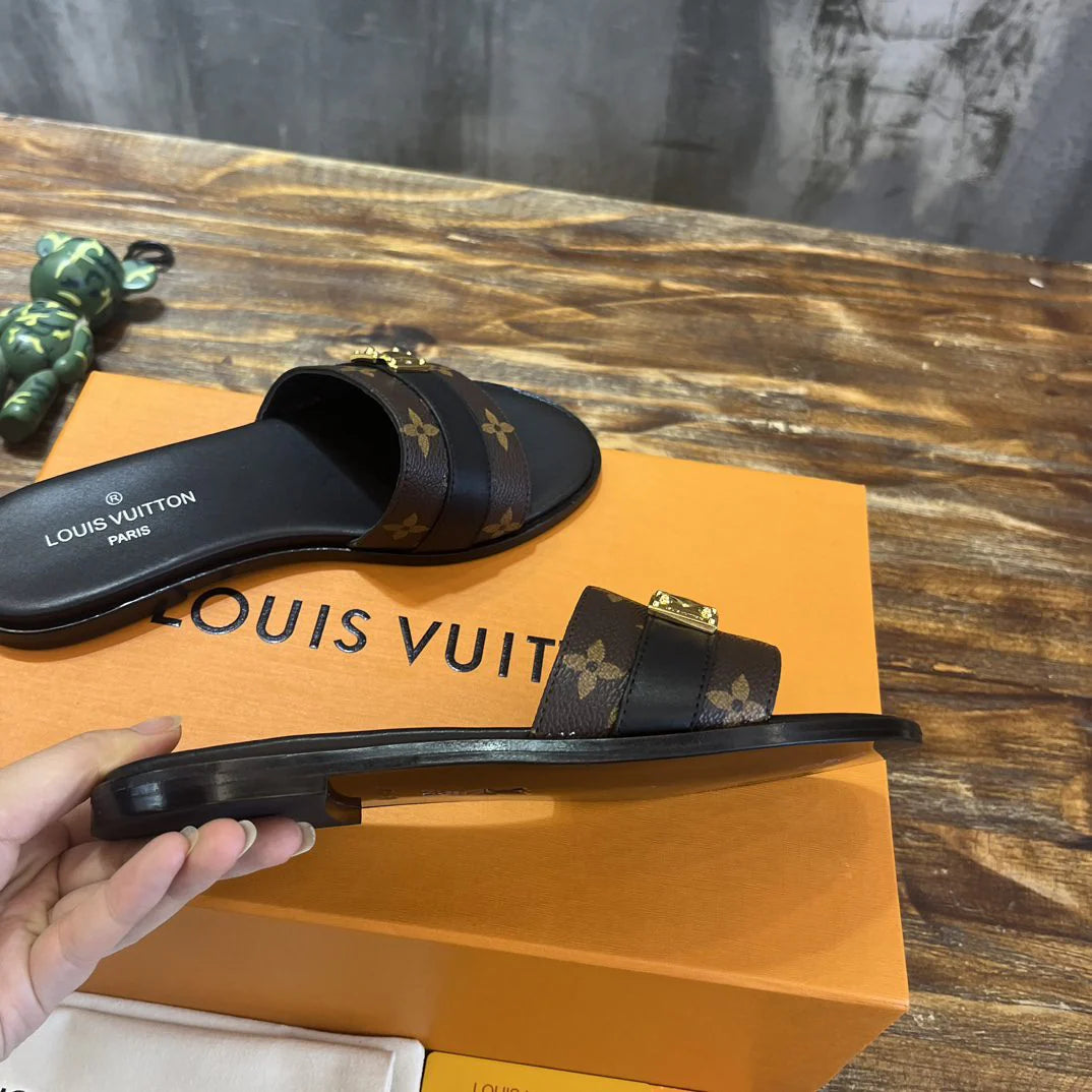 LV SANDAL