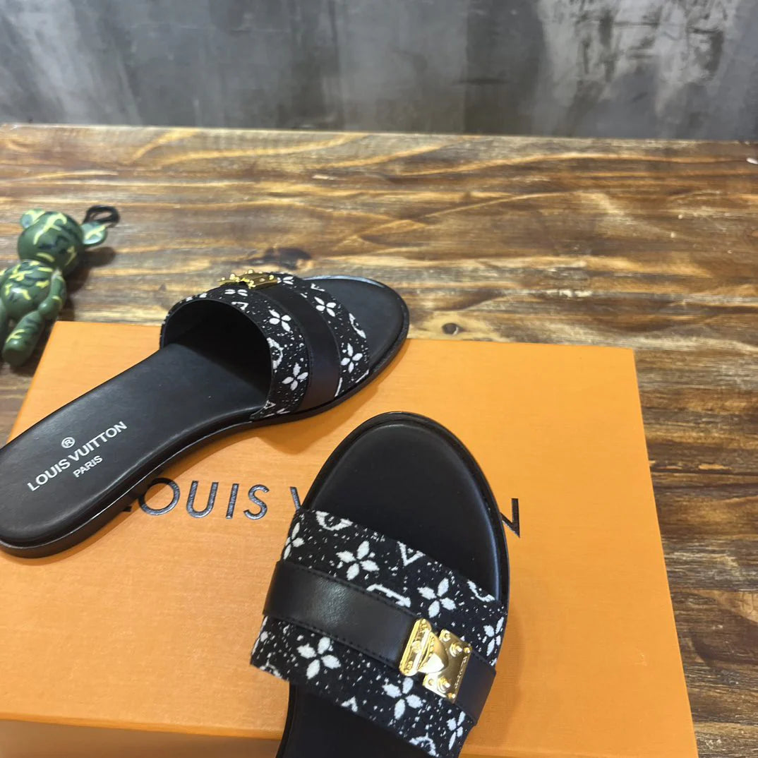 LV SANDAL