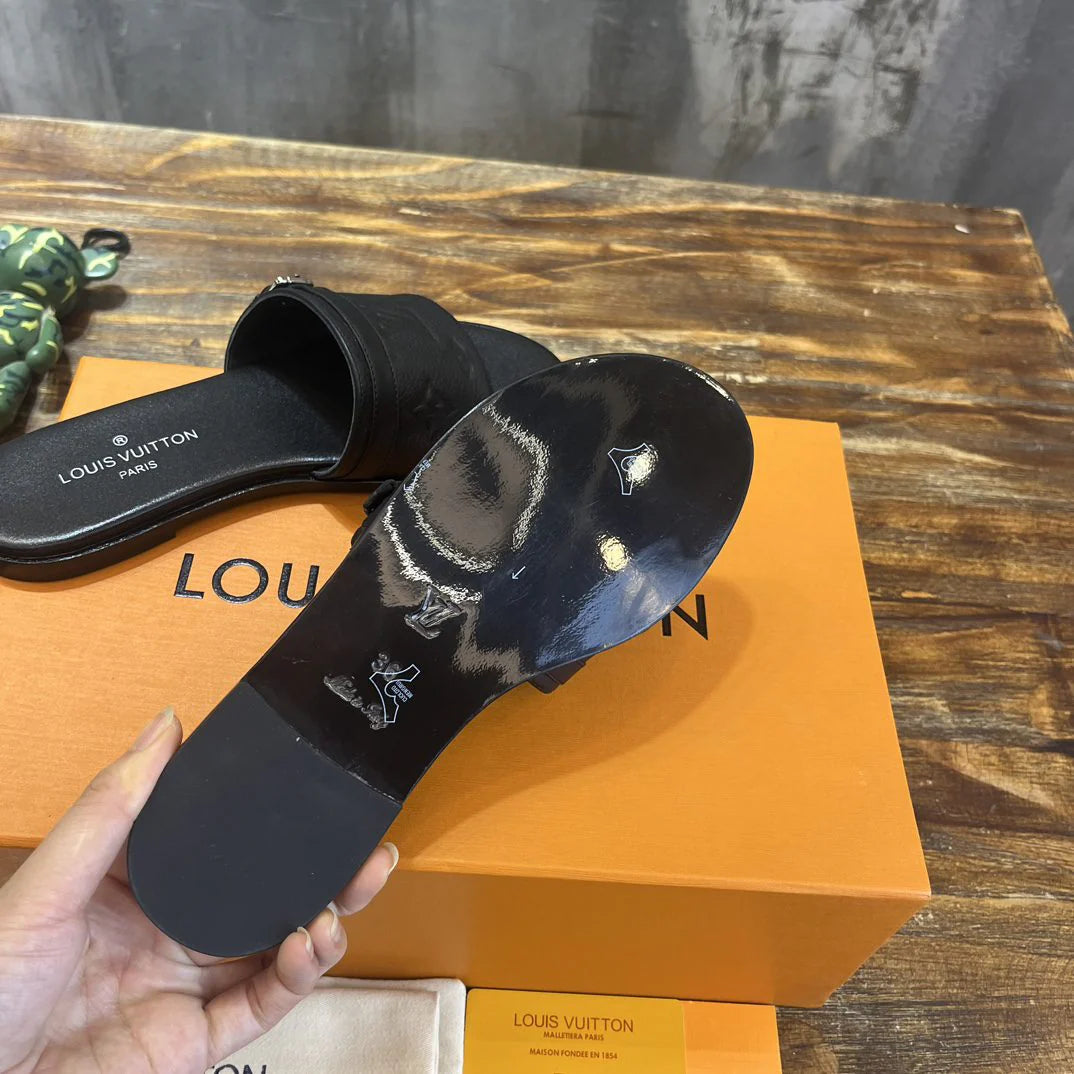 LV SANDAL