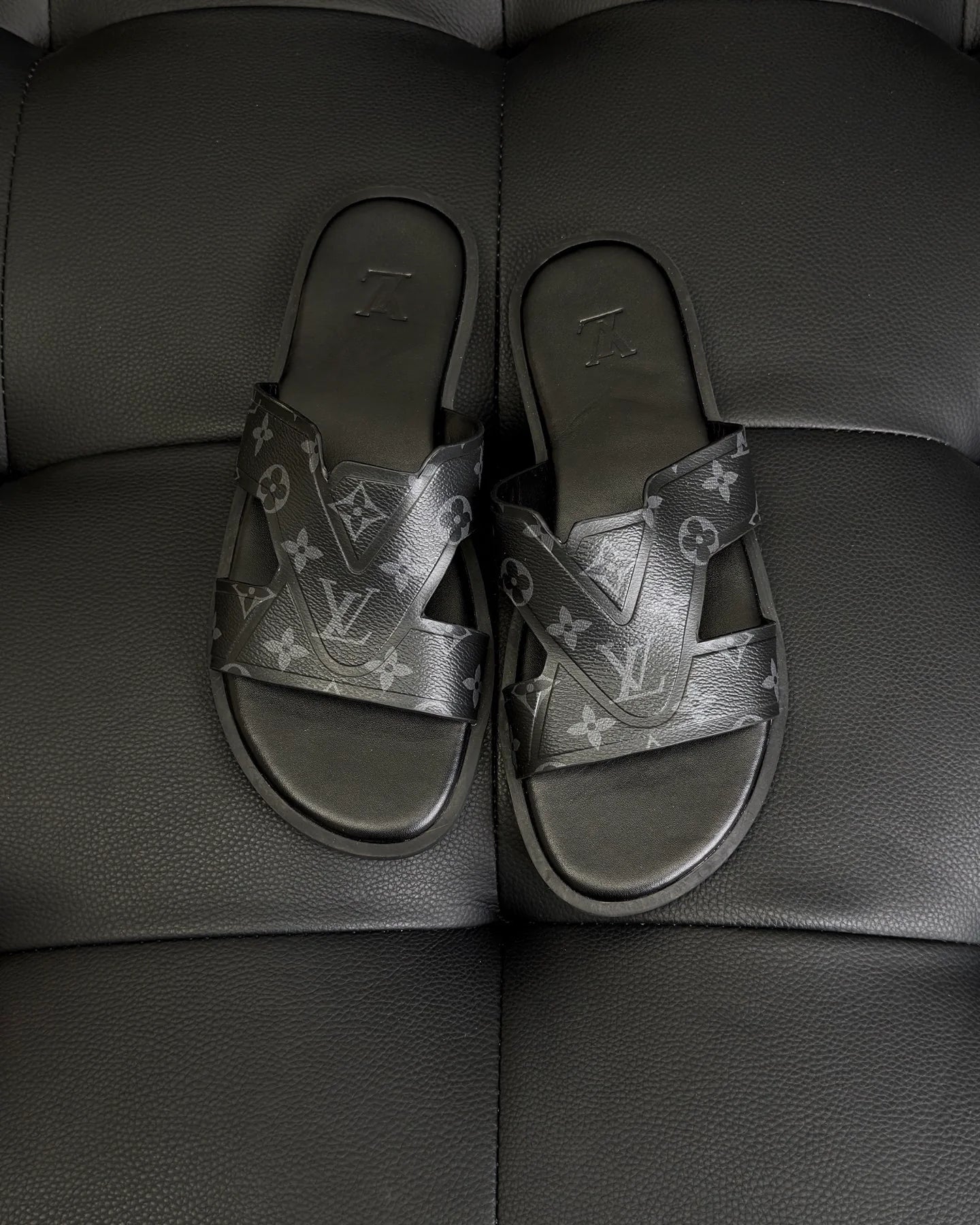 LV SANDAL