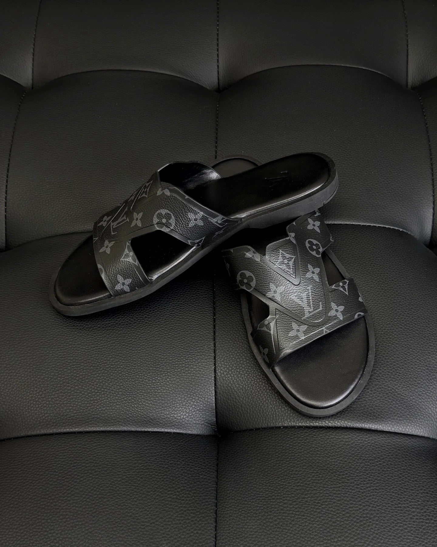 LV SANDAL