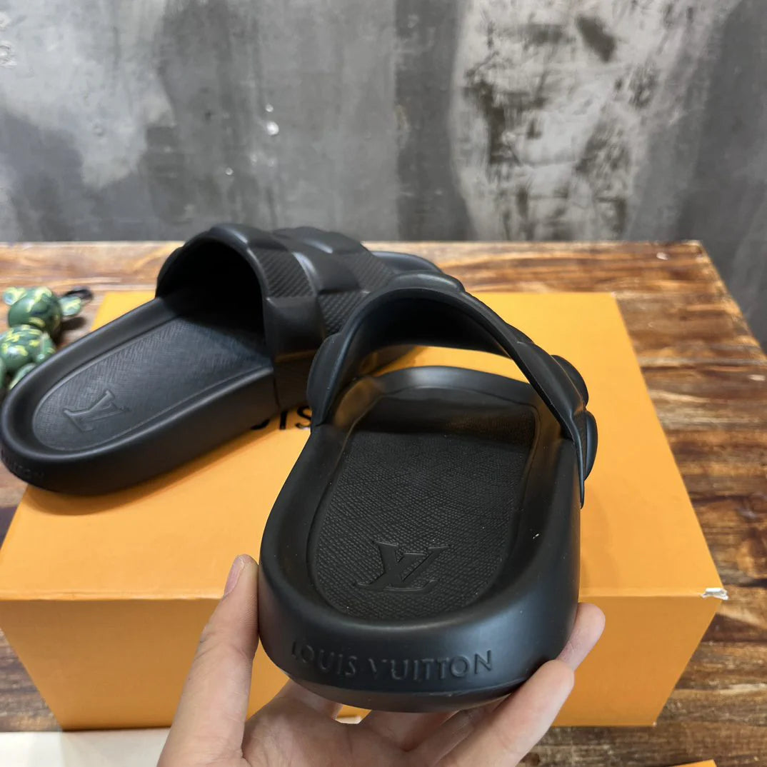 LV SANDAL