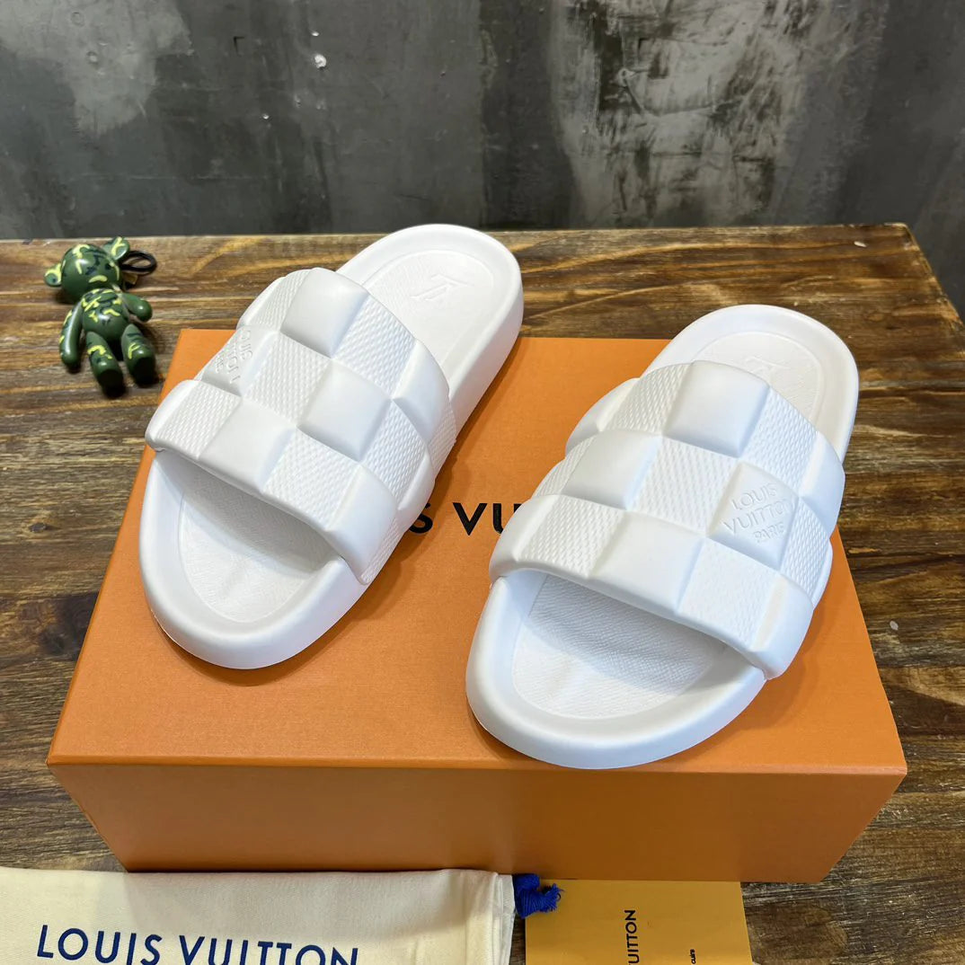 LV SANDAL