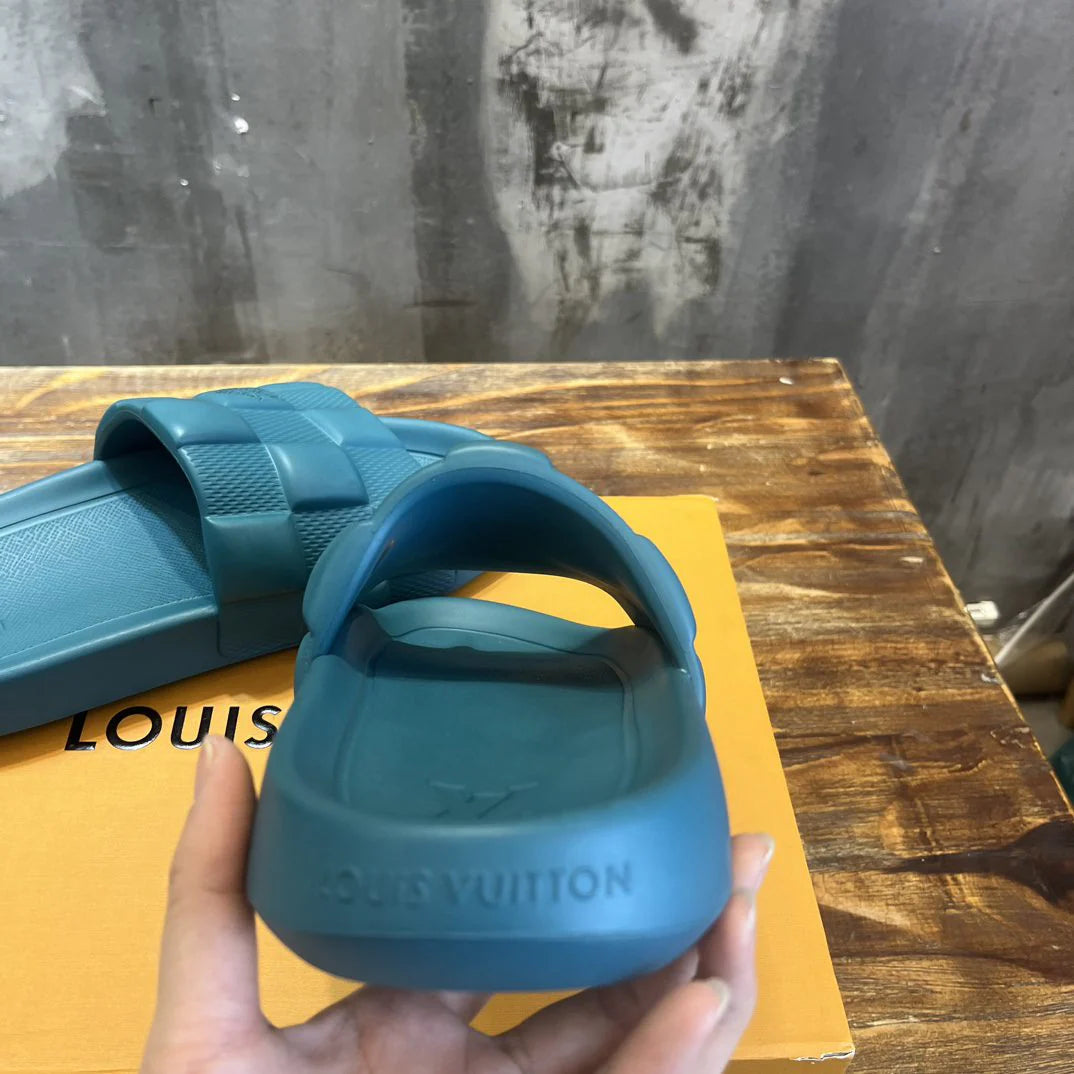 LV SANDAL