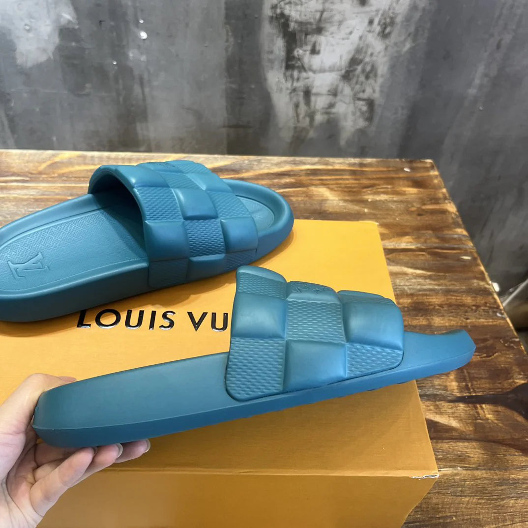 LV SANDAL