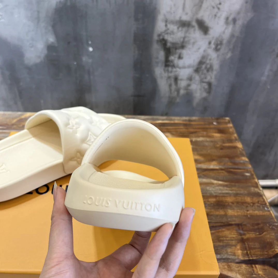 LV SANDAL