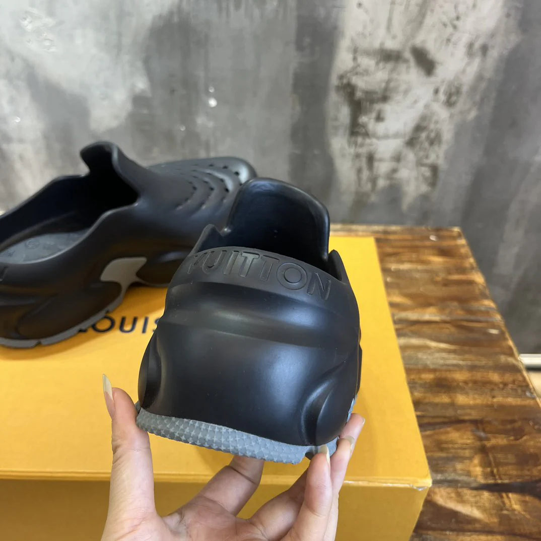 LV SANDAL