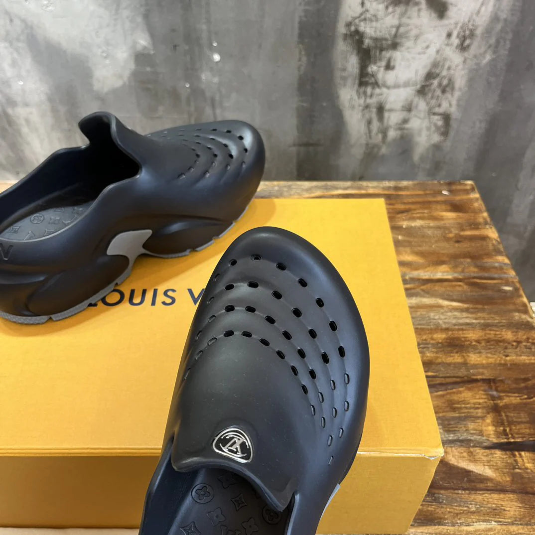 LV SANDAL