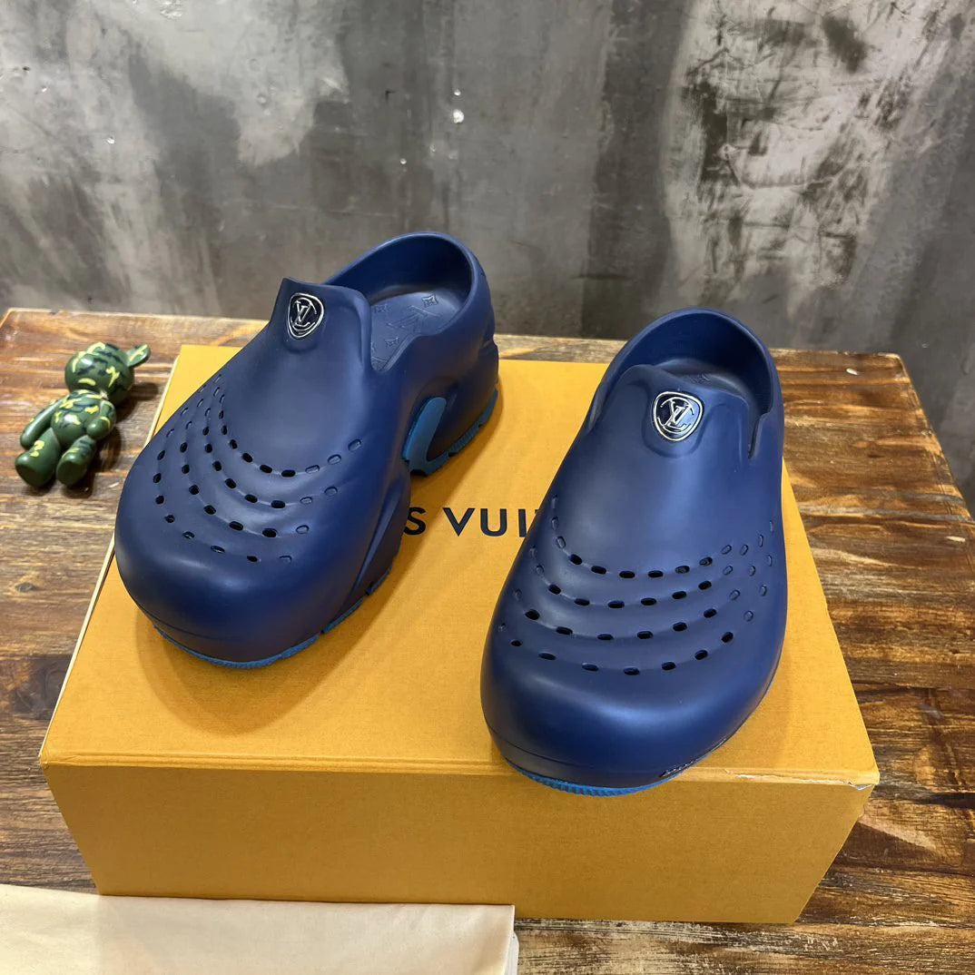 LV SANDAL