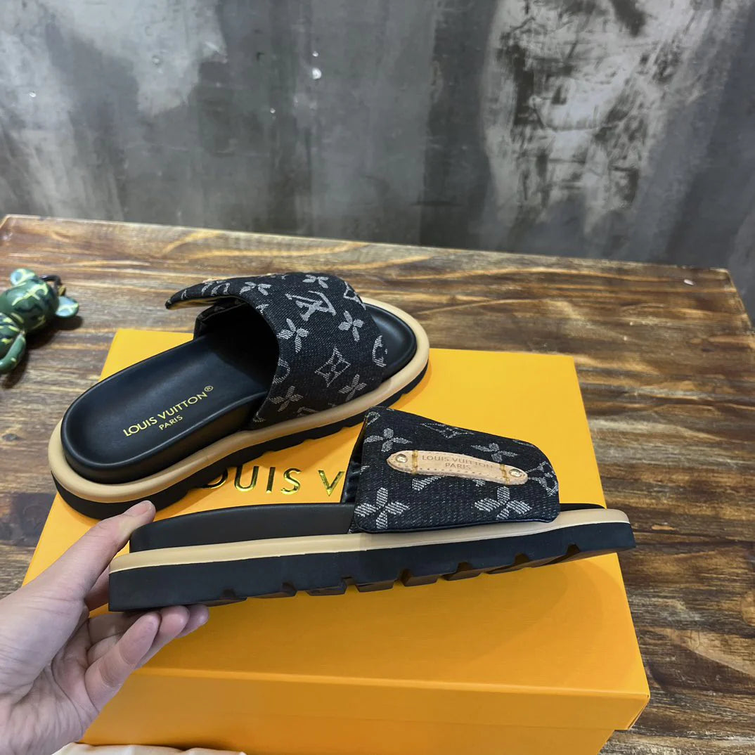 LV SANDAL