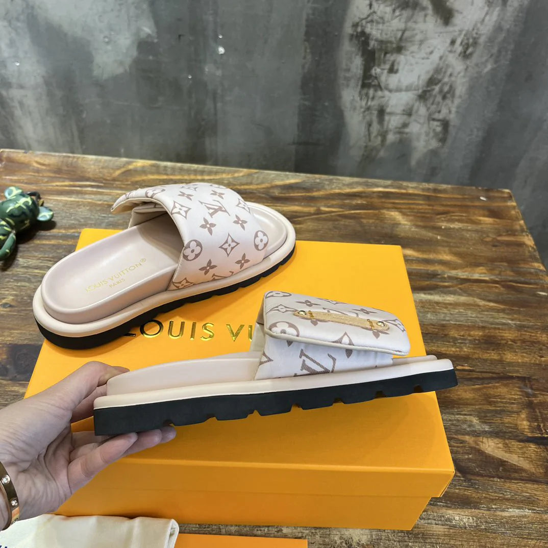 LV SANDAL