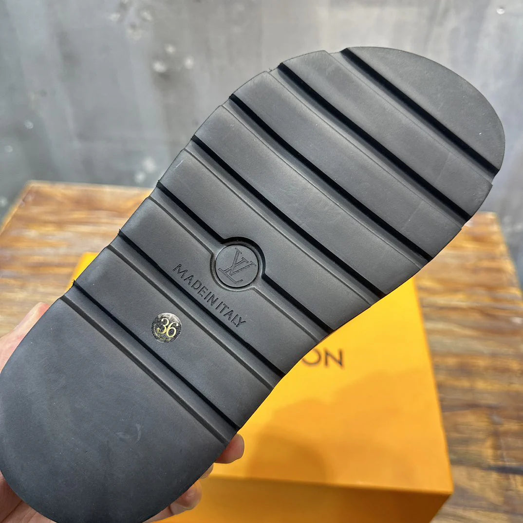 LV SANDAL