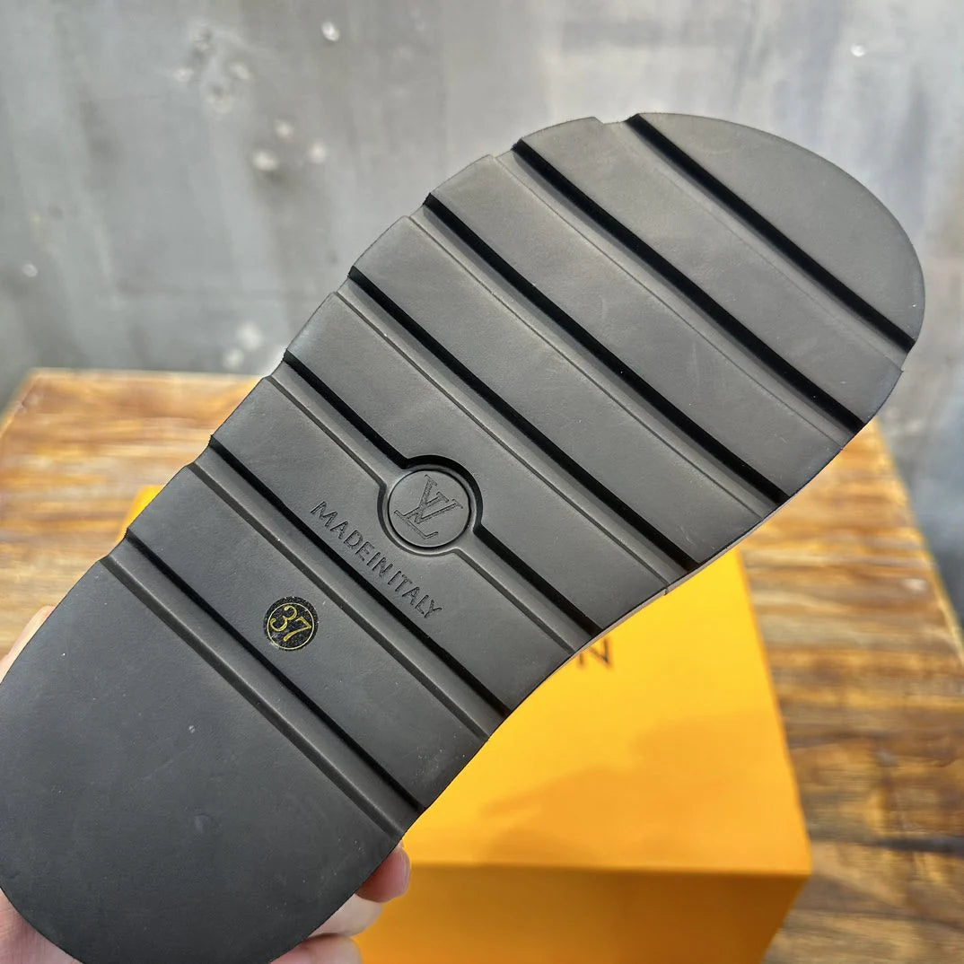 LV SANDAL
