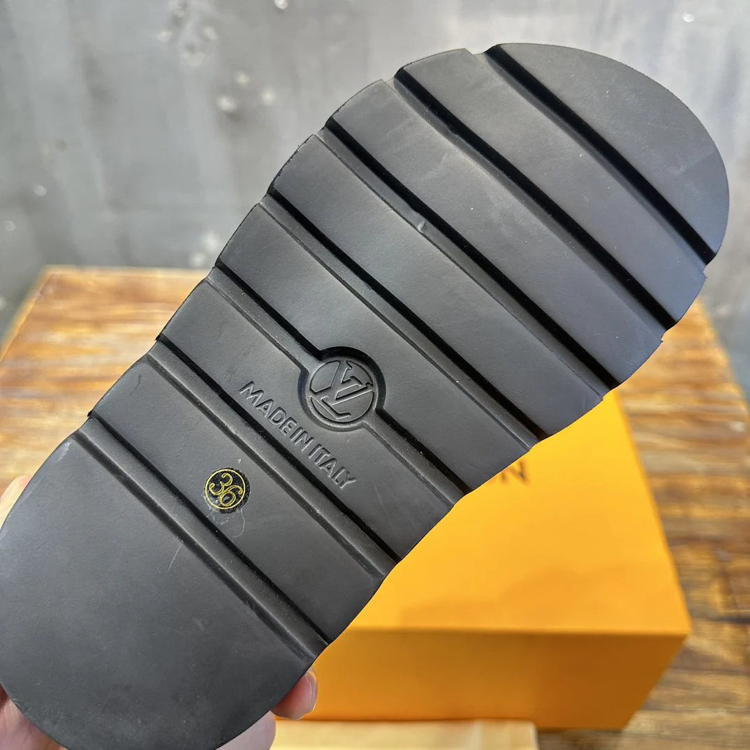 LV SANDAL