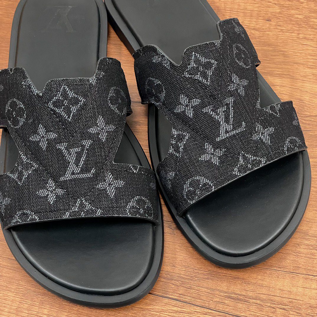 LV SANDAL