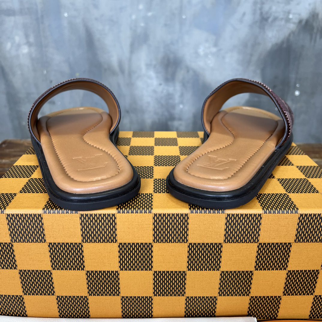 LV SANDAL