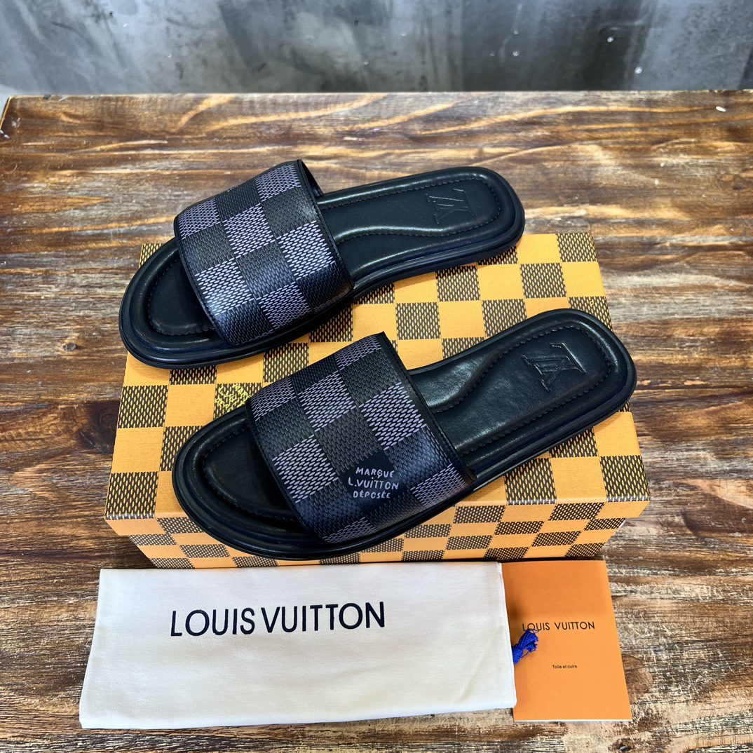 LV SANDAL