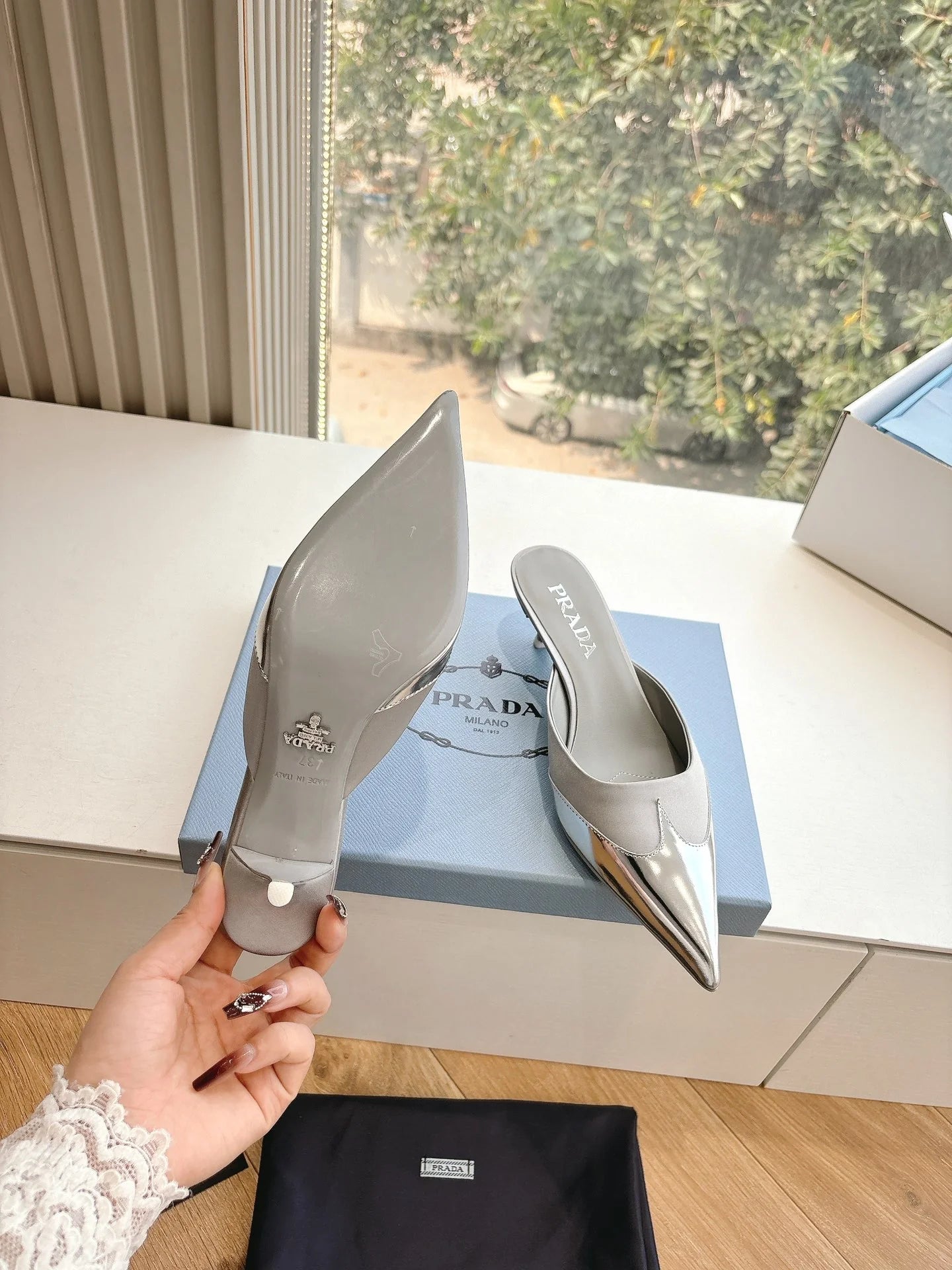 LV SANDAL 311