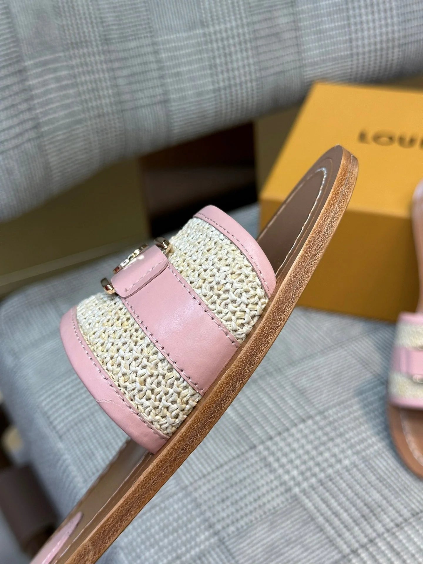 LV SANDAL