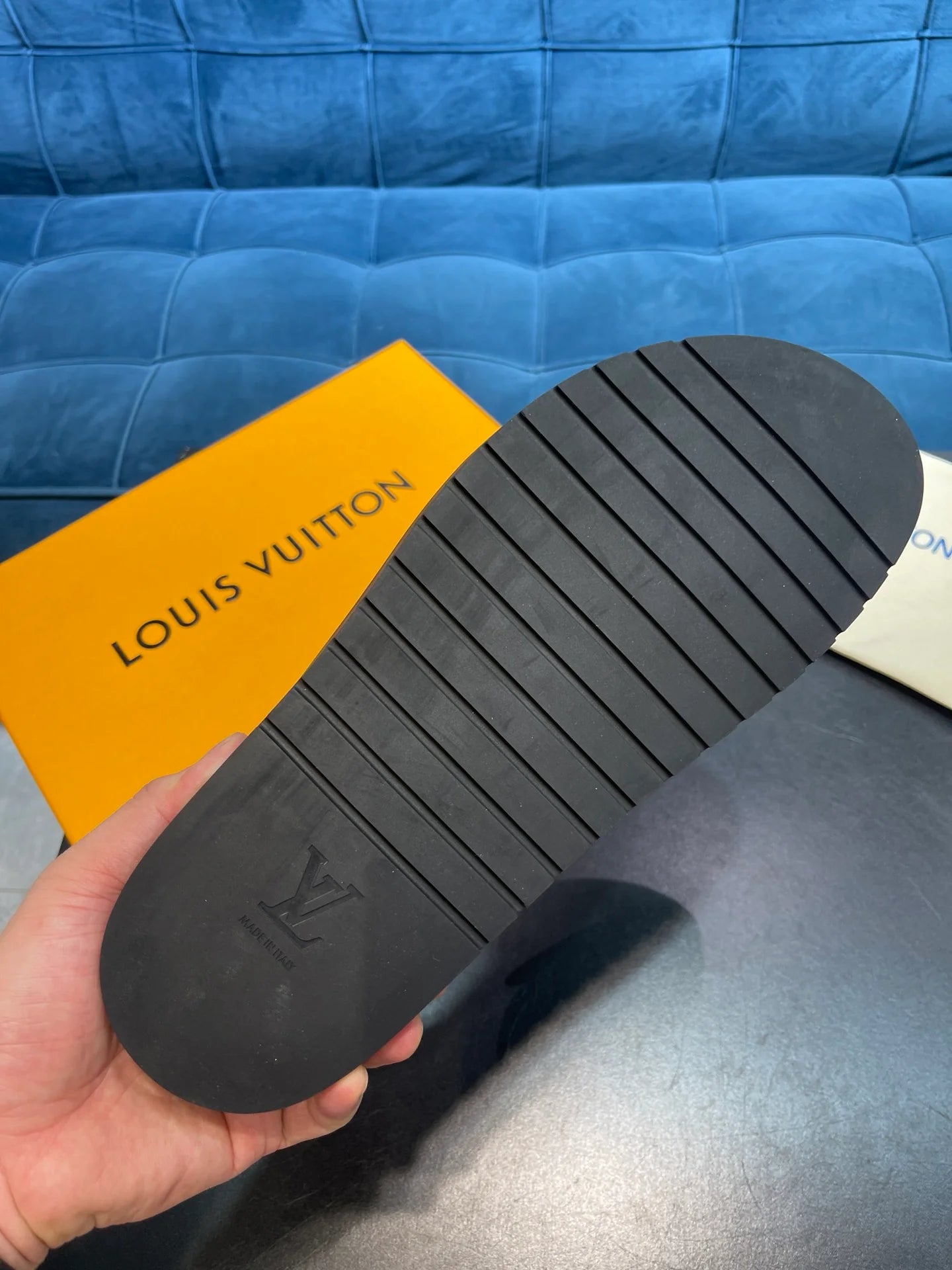 LV SANDAL