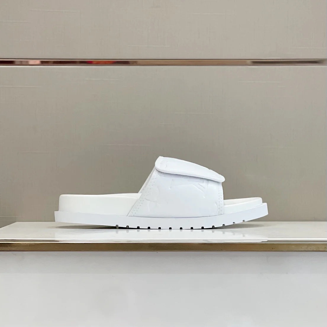LV SANDAL
