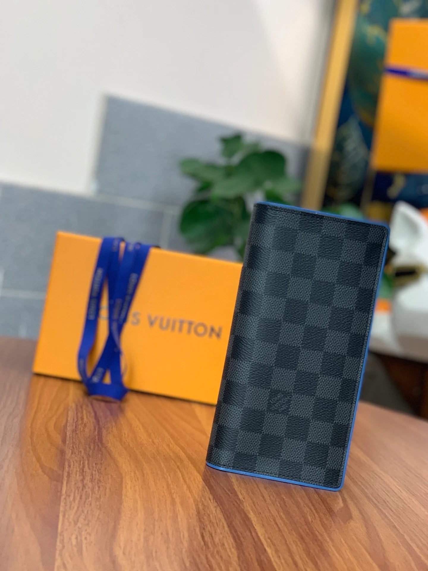 LV SANDAL