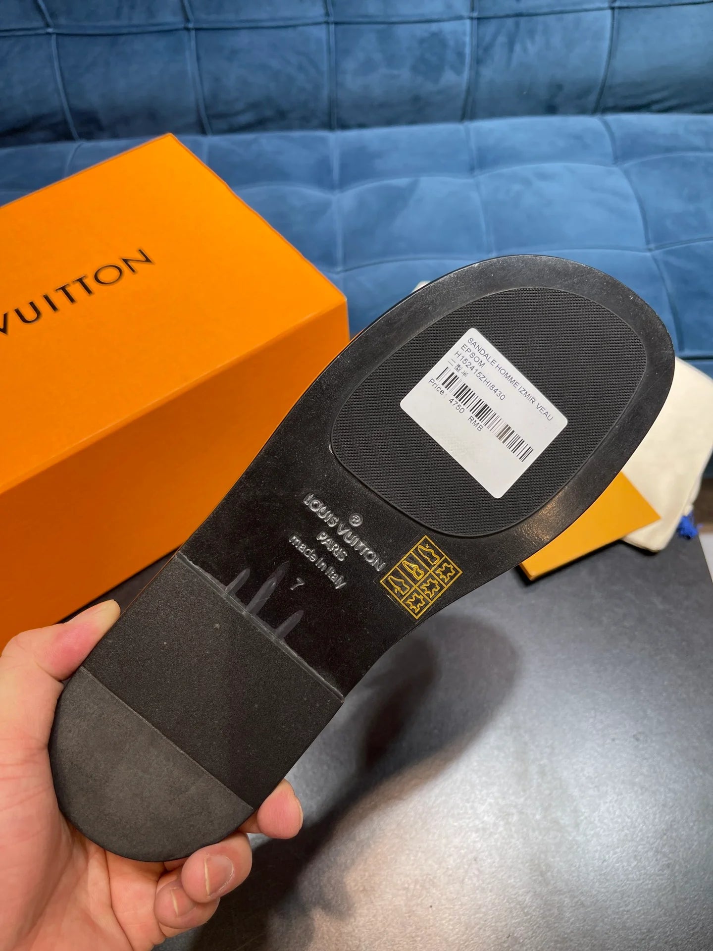 LV SANDAL