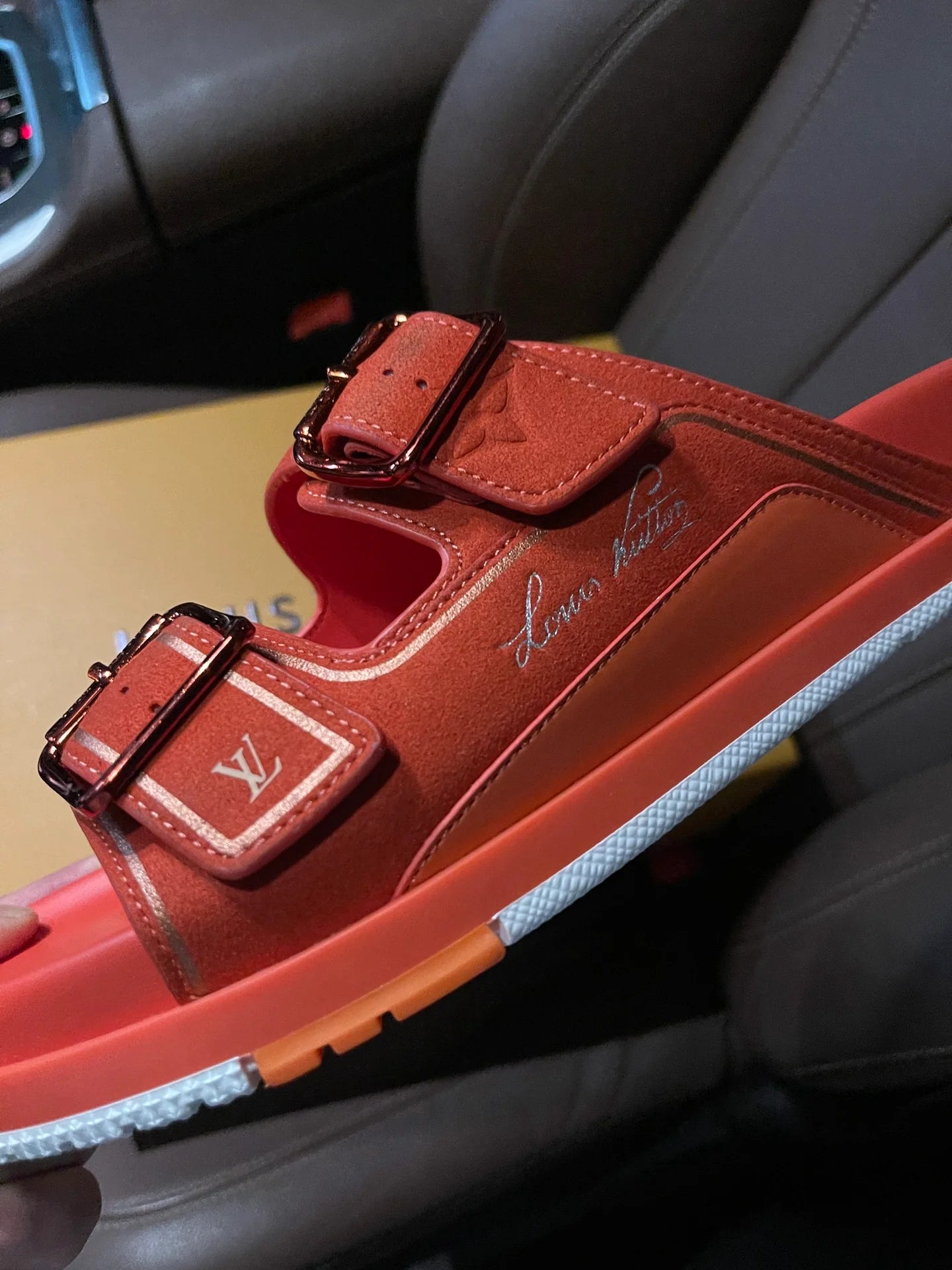 LV SANDAL