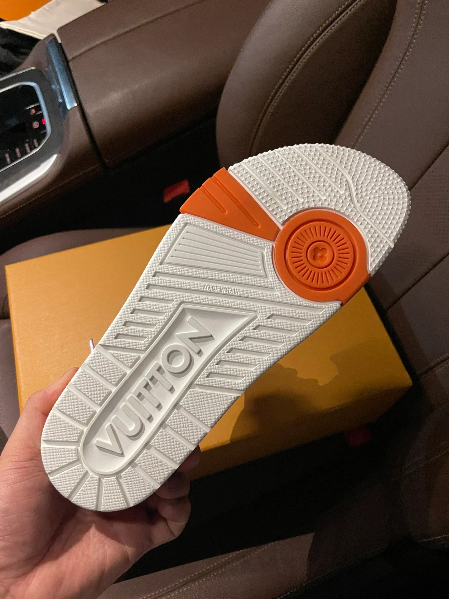 LV SANDAL