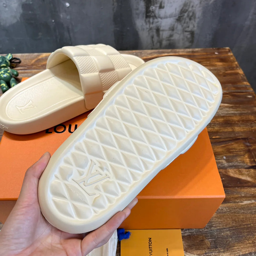 LV SANDAL