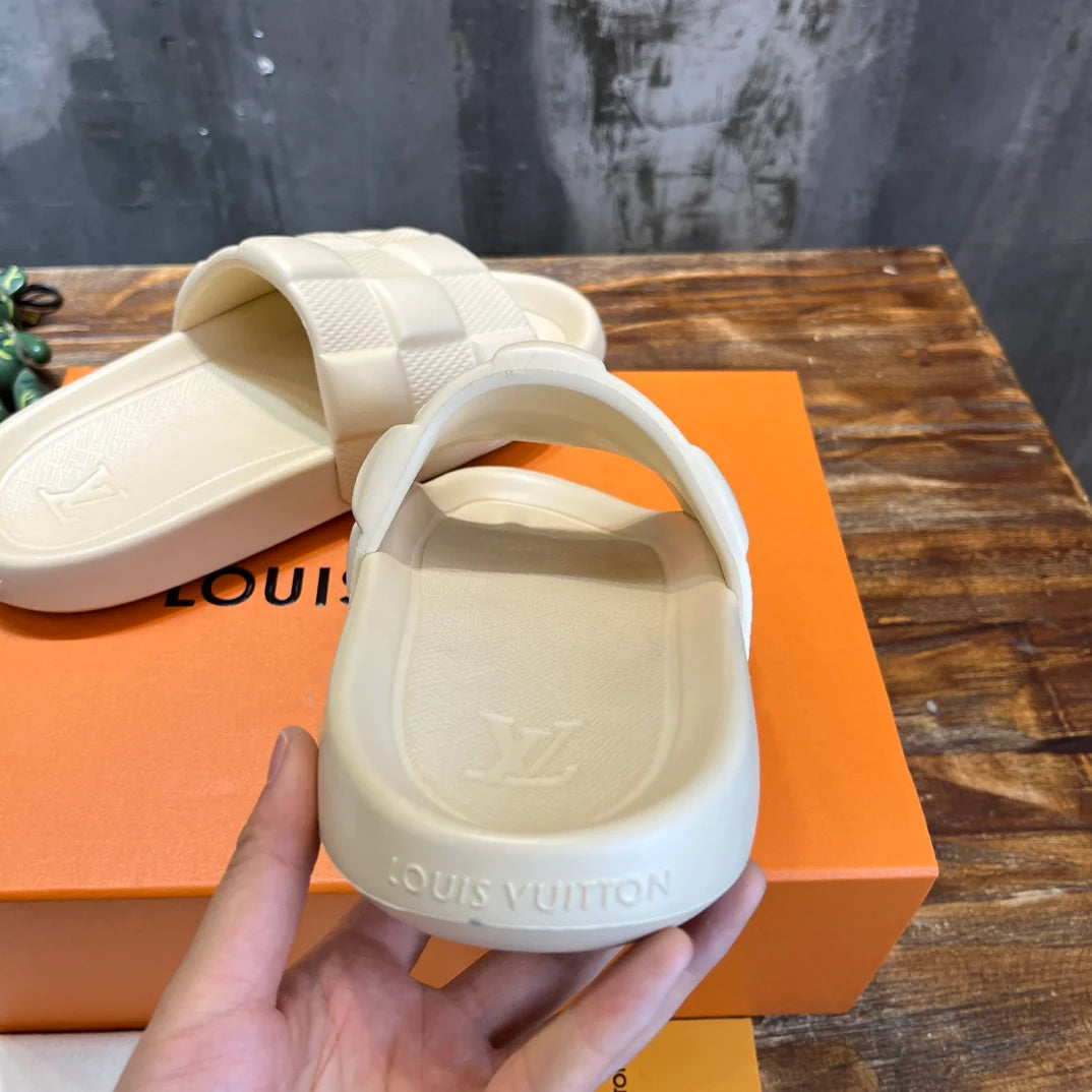 LV SANDAL
