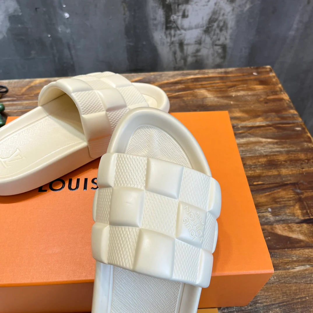 LV SANDAL