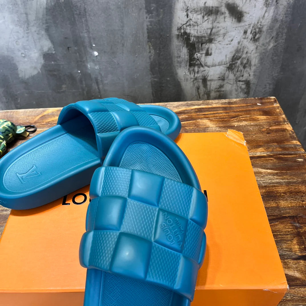 LV SANDAL