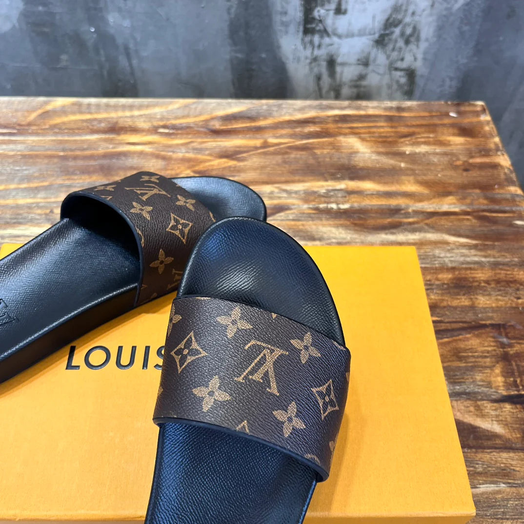 LV SANDAL