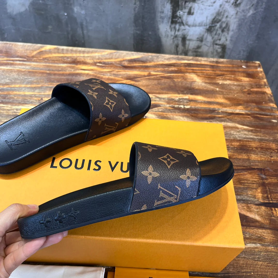 LV SANDAL