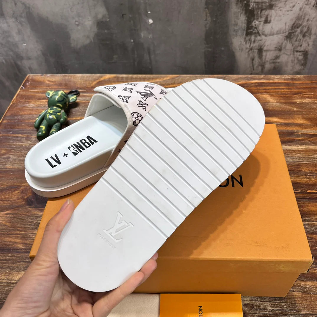 LV SANDAL