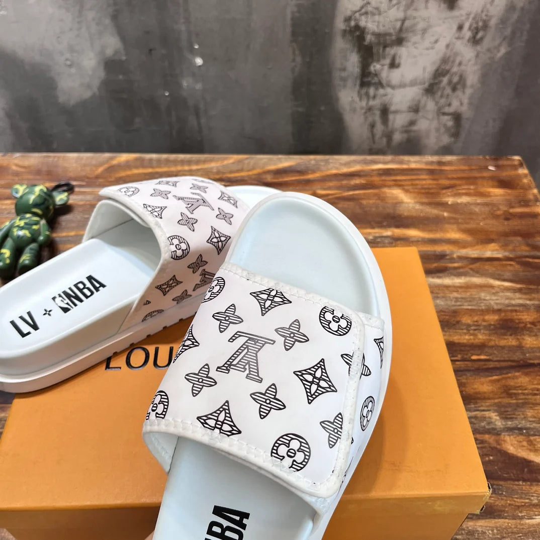 LV SANDAL