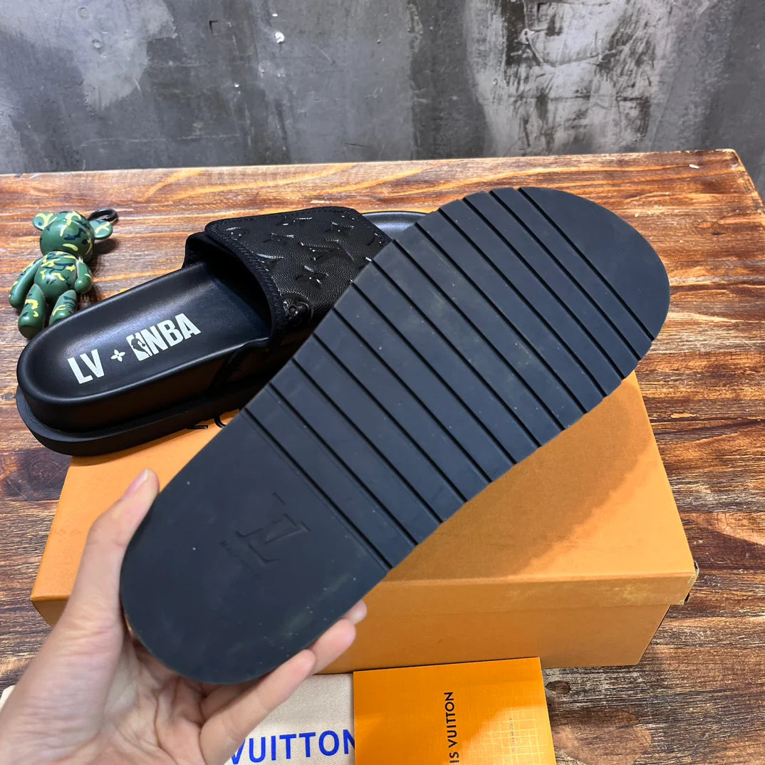 LV SANDAL