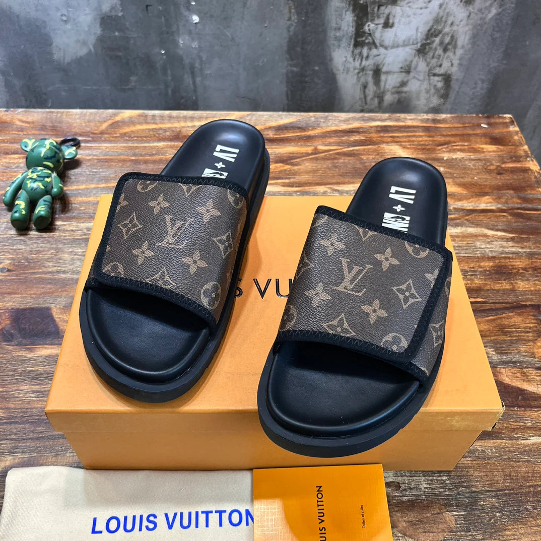 LV SANDAL