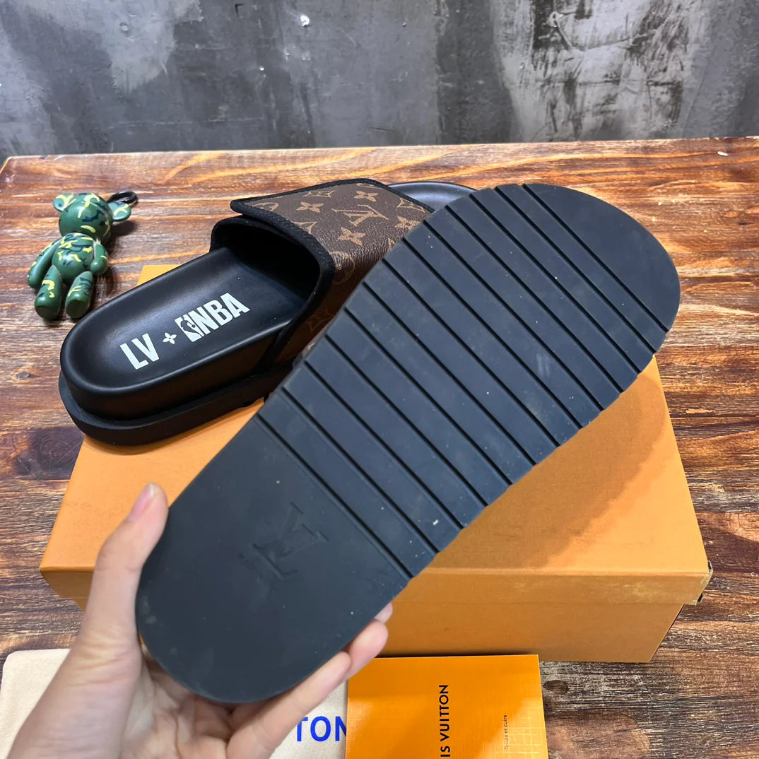 LV SANDAL