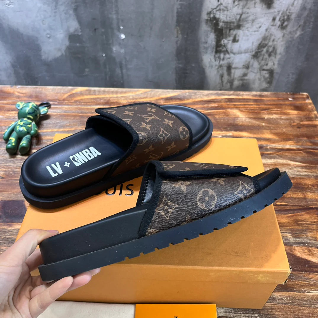 LV SANDAL