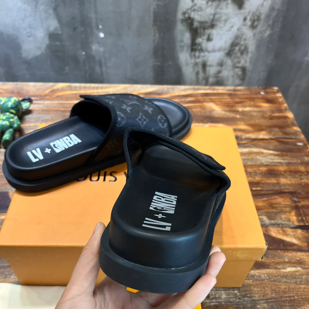 LV SANDAL